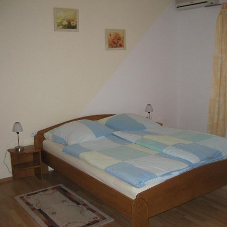 Villa „Drei Palmen“ Sveti Filip i Jakov Ngoại thất bức ảnh