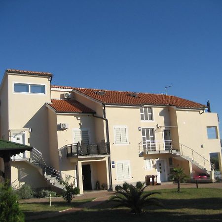 Villa „Drei Palmen“ Sveti Filip i Jakov Ngoại thất bức ảnh