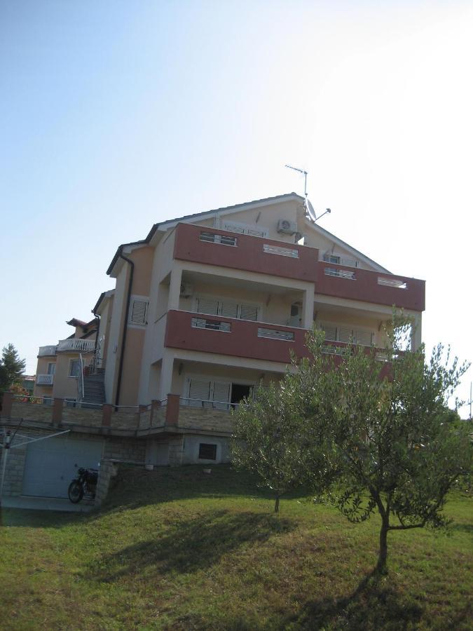 Villa „Drei Palmen“ Sveti Filip i Jakov Ngoại thất bức ảnh