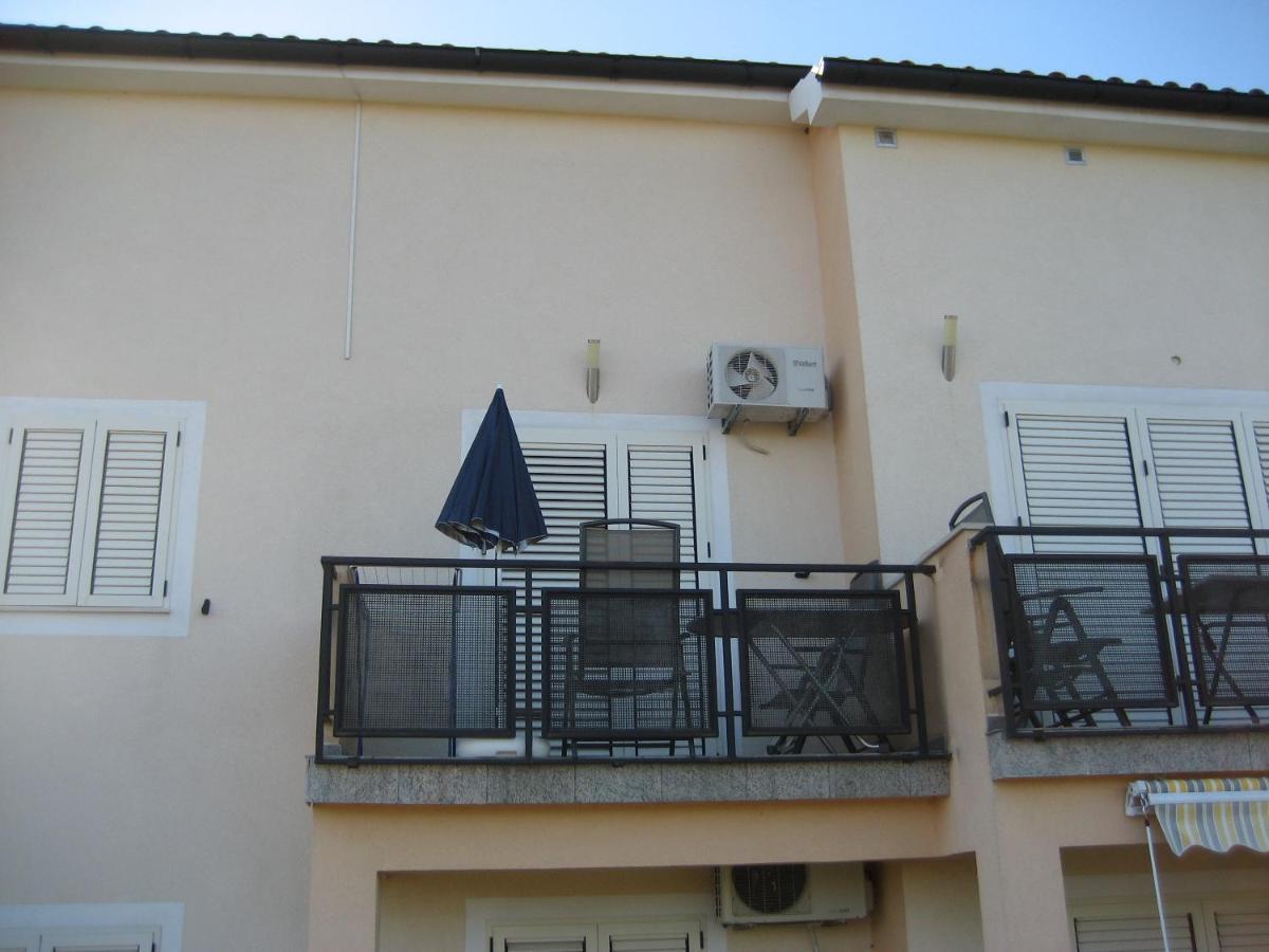 Villa „Drei Palmen“ Sveti Filip i Jakov Ngoại thất bức ảnh