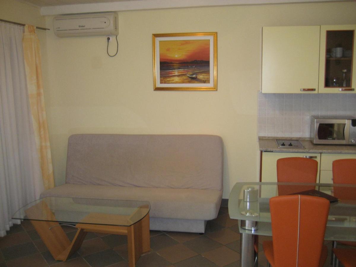 Villa „Drei Palmen“ Sveti Filip i Jakov Ngoại thất bức ảnh