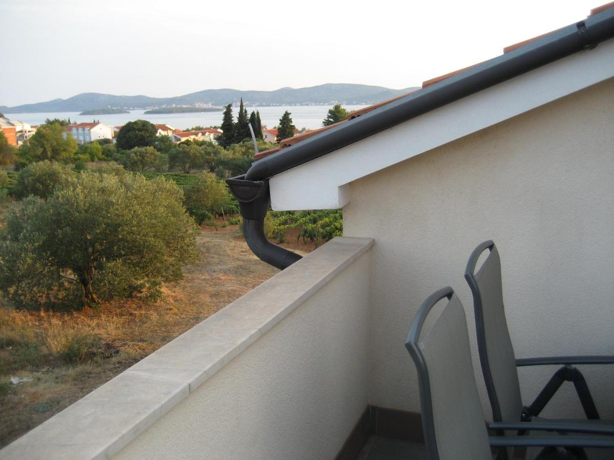 Villa „Drei Palmen“ Sveti Filip i Jakov Ngoại thất bức ảnh