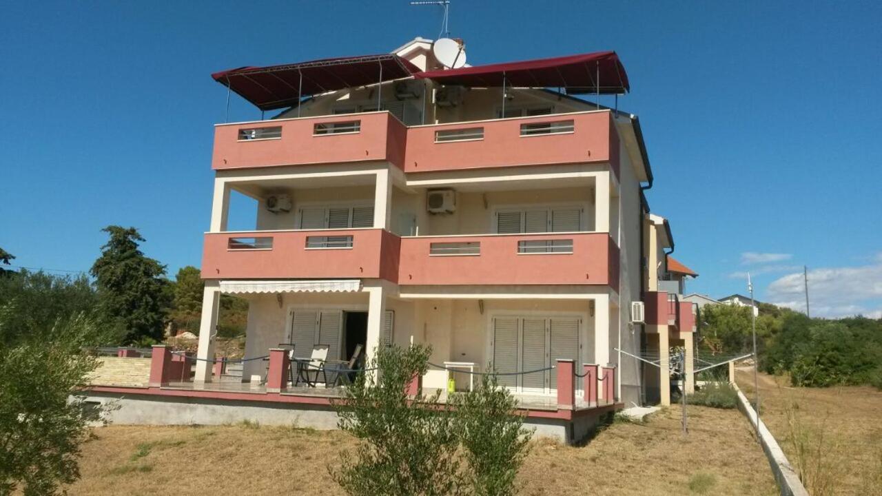 Villa „Drei Palmen“ Sveti Filip i Jakov Ngoại thất bức ảnh